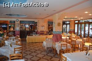 [P19] Restaurantul Hotelului Gouvia.  » foto by Ioan Raita
 - 
<span class="allrVoted glyphicon glyphicon-heart hidden" id="av736426"></span>
<a class="m-l-10 hidden" id="sv736426" onclick="voting_Foto_DelVot(,736426,20269)" role="button">șterge vot <span class="glyphicon glyphicon-remove"></span></a>
<a id="v9736426" class=" c-red"  onclick="voting_Foto_SetVot(736426)" role="button"><span class="glyphicon glyphicon-heart-empty"></span> <b>LIKE</b> = Votează poza</a> <img class="hidden"  id="f736426W9" src="/imagini/loader.gif" border="0" /><span class="AjErrMes hidden" id="e736426ErM"></span>