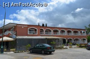 [P21] Hotelul Porto Marina de care am avut bafta să scăpăm.  » foto by Ioan Raita
 - 
<span class="allrVoted glyphicon glyphicon-heart hidden" id="av736428"></span>
<a class="m-l-10 hidden" id="sv736428" onclick="voting_Foto_DelVot(,736428,20269)" role="button">șterge vot <span class="glyphicon glyphicon-remove"></span></a>
<a id="v9736428" class=" c-red"  onclick="voting_Foto_SetVot(736428)" role="button"><span class="glyphicon glyphicon-heart-empty"></span> <b>LIKE</b> = Votează poza</a> <img class="hidden"  id="f736428W9" src="/imagini/loader.gif" border="0" /><span class="AjErrMes hidden" id="e736428ErM"></span>