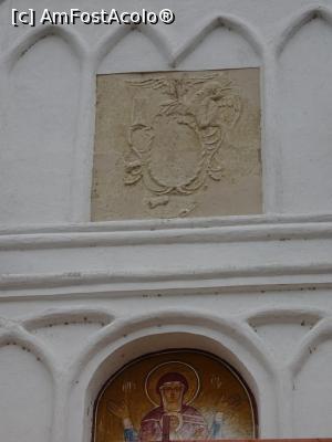 [P04] Însemne heraldice pe turnul-clopotniță - Brâncoveni.  » foto by tata123 🔱
 - 
<span class="allrVoted glyphicon glyphicon-heart hidden" id="av1115533"></span>
<a class="m-l-10 hidden" id="sv1115533" onclick="voting_Foto_DelVot(,1115533,20289)" role="button">șterge vot <span class="glyphicon glyphicon-remove"></span></a>
<a id="v91115533" class=" c-red"  onclick="voting_Foto_SetVot(1115533)" role="button"><span class="glyphicon glyphicon-heart-empty"></span> <b>LIKE</b> = Votează poza</a> <img class="hidden"  id="f1115533W9" src="/imagini/loader.gif" border="0" /><span class="AjErrMes hidden" id="e1115533ErM"></span>
