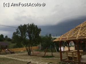 [P17] Casa Traditiilor, Ieud - Dar ia uitati ce urmeaza sa vina » foto by mishu
 - 
<span class="allrVoted glyphicon glyphicon-heart hidden" id="av902413"></span>
<a class="m-l-10 hidden" id="sv902413" onclick="voting_Foto_DelVot(,902413,20293)" role="button">șterge vot <span class="glyphicon glyphicon-remove"></span></a>
<a id="v9902413" class=" c-red"  onclick="voting_Foto_SetVot(902413)" role="button"><span class="glyphicon glyphicon-heart-empty"></span> <b>LIKE</b> = Votează poza</a> <img class="hidden"  id="f902413W9" src="/imagini/loader.gif" border="0" /><span class="AjErrMes hidden" id="e902413ErM"></span>