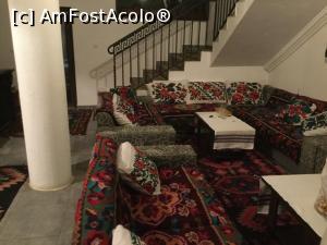[P31] Casa Traditiilor, Ieud - Acum suntem in 'lobby' :), aici socializam seara » foto by mishu
 - 
<span class="allrVoted glyphicon glyphicon-heart hidden" id="av902427"></span>
<a class="m-l-10 hidden" id="sv902427" onclick="voting_Foto_DelVot(,902427,20293)" role="button">șterge vot <span class="glyphicon glyphicon-remove"></span></a>
<a id="v9902427" class=" c-red"  onclick="voting_Foto_SetVot(902427)" role="button"><span class="glyphicon glyphicon-heart-empty"></span> <b>LIKE</b> = Votează poza</a> <img class="hidden"  id="f902427W9" src="/imagini/loader.gif" border="0" /><span class="AjErrMes hidden" id="e902427ErM"></span>