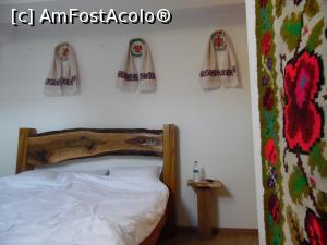 [P01] frumos, dar conditii de austeritate, in stanga lipsea asa-zisa noptiera » foto by dianabzs
 - 
<span class="allrVoted glyphicon glyphicon-heart hidden" id="av827442"></span>
<a class="m-l-10 hidden" id="sv827442" onclick="voting_Foto_DelVot(,827442,20293)" role="button">șterge vot <span class="glyphicon glyphicon-remove"></span></a>
<a id="v9827442" class=" c-red"  onclick="voting_Foto_SetVot(827442)" role="button"><span class="glyphicon glyphicon-heart-empty"></span> <b>LIKE</b> = Votează poza</a> <img class="hidden"  id="f827442W9" src="/imagini/loader.gif" border="0" /><span class="AjErrMes hidden" id="e827442ErM"></span>