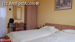 [P10] Camera oferă un mobilier economic, dar în stare bună.  » foto by Costi
 - 
<span class="allrVoted glyphicon glyphicon-heart hidden" id="av740043"></span>
<a class="m-l-10 hidden" id="sv740043" onclick="voting_Foto_DelVot(,740043,20307)" role="button">șterge vot <span class="glyphicon glyphicon-remove"></span></a>
<a id="v9740043" class=" c-red"  onclick="voting_Foto_SetVot(740043)" role="button"><span class="glyphicon glyphicon-heart-empty"></span> <b>LIKE</b> = Votează poza</a> <img class="hidden"  id="f740043W9" src="/imagini/loader.gif" border="0" /><span class="AjErrMes hidden" id="e740043ErM"></span>