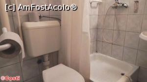 [P13] Dușul fără cabină, doar cu perdea de plastic » foto by Costi
 - 
<span class="allrVoted glyphicon glyphicon-heart hidden" id="av740048"></span>
<a class="m-l-10 hidden" id="sv740048" onclick="voting_Foto_DelVot(,740048,20307)" role="button">șterge vot <span class="glyphicon glyphicon-remove"></span></a>
<a id="v9740048" class=" c-red"  onclick="voting_Foto_SetVot(740048)" role="button"><span class="glyphicon glyphicon-heart-empty"></span> <b>LIKE</b> = Votează poza</a> <img class="hidden"  id="f740048W9" src="/imagini/loader.gif" border="0" /><span class="AjErrMes hidden" id="e740048ErM"></span>