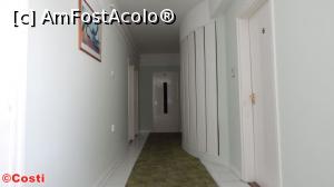 [P07] ... și același hol, văzut în sens invers, spre camera în care am stat.  » foto by Costi
 - 
<span class="allrVoted glyphicon glyphicon-heart hidden" id="av740032"></span>
<a class="m-l-10 hidden" id="sv740032" onclick="voting_Foto_DelVot(,740032,20307)" role="button">șterge vot <span class="glyphicon glyphicon-remove"></span></a>
<a id="v9740032" class=" c-red"  onclick="voting_Foto_SetVot(740032)" role="button"><span class="glyphicon glyphicon-heart-empty"></span> <b>LIKE</b> = Votează poza</a> <img class="hidden"  id="f740032W9" src="/imagini/loader.gif" border="0" /><span class="AjErrMes hidden" id="e740032ErM"></span>