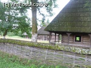 [P16] 16. Așa arată și azi un gard de sat maramureșean.  » foto by msnd
 - 
<span class="allrVoted glyphicon glyphicon-heart hidden" id="av1020631"></span>
<a class="m-l-10 hidden" id="sv1020631" onclick="voting_Foto_DelVot(,1020631,20342)" role="button">șterge vot <span class="glyphicon glyphicon-remove"></span></a>
<a id="v91020631" class=" c-red"  onclick="voting_Foto_SetVot(1020631)" role="button"><span class="glyphicon glyphicon-heart-empty"></span> <b>LIKE</b> = Votează poza</a> <img class="hidden"  id="f1020631W9" src="/imagini/loader.gif" border="0" /><span class="AjErrMes hidden" id="e1020631ErM"></span>