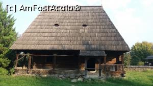 [P18] Casa Iurca, satul Călinești, 1792 » foto by costy69*
 - 
<span class="allrVoted glyphicon glyphicon-heart hidden" id="av818367"></span>
<a class="m-l-10 hidden" id="sv818367" onclick="voting_Foto_DelVot(,818367,20342)" role="button">șterge vot <span class="glyphicon glyphicon-remove"></span></a>
<a id="v9818367" class=" c-red"  onclick="voting_Foto_SetVot(818367)" role="button"><span class="glyphicon glyphicon-heart-empty"></span> <b>LIKE</b> = Votează poza</a> <img class="hidden"  id="f818367W9" src="/imagini/loader.gif" border="0" /><span class="AjErrMes hidden" id="e818367ErM"></span>