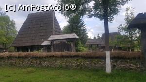 [P10] o poza facuta cu telefonul meu in muzeul satului » foto by NELUTU D-tru
 - 
<span class="allrVoted glyphicon glyphicon-heart hidden" id="av744829"></span>
<a class="m-l-10 hidden" id="sv744829" onclick="voting_Foto_DelVot(,744829,20342)" role="button">șterge vot <span class="glyphicon glyphicon-remove"></span></a>
<a id="v9744829" class=" c-red"  onclick="voting_Foto_SetVot(744829)" role="button"><span class="glyphicon glyphicon-heart-empty"></span> <b>LIKE</b> = Votează poza</a> <img class="hidden"  id="f744829W9" src="/imagini/loader.gif" border="0" /><span class="AjErrMes hidden" id="e744829ErM"></span>