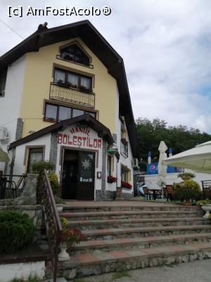 [P01] Intrarea în restaurant. » foto by nelu73
 - 
<span class="allrVoted glyphicon glyphicon-heart hidden" id="av1252316"></span>
<a class="m-l-10 hidden" id="sv1252316" onclick="voting_Foto_DelVot(,1252316,20347)" role="button">șterge vot <span class="glyphicon glyphicon-remove"></span></a>
<a id="v91252316" class=" c-red"  onclick="voting_Foto_SetVot(1252316)" role="button"><span class="glyphicon glyphicon-heart-empty"></span> <b>LIKE</b> = Votează poza</a> <img class="hidden"  id="f1252316W9" src="/imagini/loader.gif" border="0" /><span class="AjErrMes hidden" id="e1252316ErM"></span>