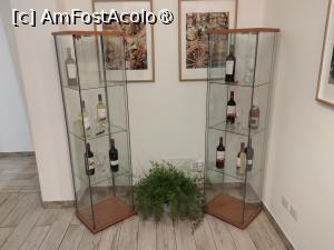 [P16] Prezentare de vinuri locale pe holul pensiunii » foto by Marius 72
 - 
<span class="allrVoted glyphicon glyphicon-heart hidden" id="av1425356"></span>
<a class="m-l-10 hidden" id="sv1425356" onclick="voting_Foto_DelVot(,1425356,20349)" role="button">șterge vot <span class="glyphicon glyphicon-remove"></span></a>
<a id="v91425356" class=" c-red"  onclick="voting_Foto_SetVot(1425356)" role="button"><span class="glyphicon glyphicon-heart-empty"></span> <b>LIKE</b> = Votează poza</a> <img class="hidden"  id="f1425356W9" src="/imagini/loader.gif" border="0" /><span class="AjErrMes hidden" id="e1425356ErM"></span>