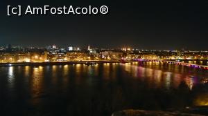 [P03] Orașul Novi Sad, văzut de la Cetatea Petrovaradin, noaptea » foto by Dragoș_MD
 - 
<span class="allrVoted glyphicon glyphicon-heart hidden" id="av1134650"></span>
<a class="m-l-10 hidden" id="sv1134650" onclick="voting_Foto_DelVot(,1134650,20351)" role="button">șterge vot <span class="glyphicon glyphicon-remove"></span></a>
<a id="v91134650" class=" c-red"  onclick="voting_Foto_SetVot(1134650)" role="button"><span class="glyphicon glyphicon-heart-empty"></span> <b>LIKE</b> = Votează poza</a> <img class="hidden"  id="f1134650W9" src="/imagini/loader.gif" border="0" /><span class="AjErrMes hidden" id="e1134650ErM"></span>