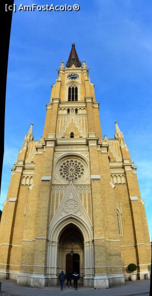 [P59] Novi Sad - Piața Libertății, Biserica Sf. Maria » foto by Dragoș_MD
 - 
<span class="allrVoted glyphicon glyphicon-heart hidden" id="av1134706"></span>
<a class="m-l-10 hidden" id="sv1134706" onclick="voting_Foto_DelVot(,1134706,20351)" role="button">șterge vot <span class="glyphicon glyphicon-remove"></span></a>
<a id="v91134706" class=" c-red"  onclick="voting_Foto_SetVot(1134706)" role="button"><span class="glyphicon glyphicon-heart-empty"></span> <b>LIKE</b> = Votează poza</a> <img class="hidden"  id="f1134706W9" src="/imagini/loader.gif" border="0" /><span class="AjErrMes hidden" id="e1134706ErM"></span>