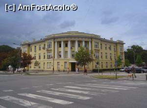 [P05] Novi Sad: Centrul de sănătate ”Bulevard” aflat pe Bd. Mihail Pupin » foto by mariana.olaru
 - 
<span class="allrVoted glyphicon glyphicon-heart hidden" id="av842474"></span>
<a class="m-l-10 hidden" id="sv842474" onclick="voting_Foto_DelVot(,842474,20351)" role="button">șterge vot <span class="glyphicon glyphicon-remove"></span></a>
<a id="v9842474" class=" c-red"  onclick="voting_Foto_SetVot(842474)" role="button"><span class="glyphicon glyphicon-heart-empty"></span> <b>LIKE</b> = Votează poza</a> <img class="hidden"  id="f842474W9" src="/imagini/loader.gif" border="0" /><span class="AjErrMes hidden" id="e842474ErM"></span>