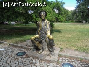 [P57] Novi Sad:statuia de bronz a poetului Dura Jaksic din Dunavski park » foto by mariana.olaru
 - 
<span class="allrVoted glyphicon glyphicon-heart hidden" id="av842563"></span>
<a class="m-l-10 hidden" id="sv842563" onclick="voting_Foto_DelVot(,842563,20351)" role="button">șterge vot <span class="glyphicon glyphicon-remove"></span></a>
<a id="v9842563" class=" c-red"  onclick="voting_Foto_SetVot(842563)" role="button"><span class="glyphicon glyphicon-heart-empty"></span> <b>LIKE</b> = Votează poza</a> <img class="hidden"  id="f842563W9" src="/imagini/loader.gif" border="0" /><span class="AjErrMes hidden" id="e842563ErM"></span>