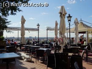 [P69] Cetatea Petrovaradin: zona teraselor si restaurantelor » foto by mariana.olaru
 - 
<span class="allrVoted glyphicon glyphicon-heart hidden" id="av878480"></span>
<a class="m-l-10 hidden" id="sv878480" onclick="voting_Foto_DelVot(,878480,20351)" role="button">șterge vot <span class="glyphicon glyphicon-remove"></span></a>
<a id="v9878480" class=" c-red"  onclick="voting_Foto_SetVot(878480)" role="button"><span class="glyphicon glyphicon-heart-empty"></span> <b>LIKE</b> = Votează poza</a> <img class="hidden"  id="f878480W9" src="/imagini/loader.gif" border="0" /><span class="AjErrMes hidden" id="e878480ErM"></span>