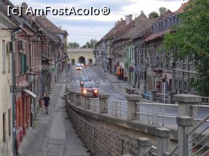 [P75] Cetatea de jos: strada Beogradska văzută dinspre podul Varadinski » foto by mariana.olaru
 - 
<span class="allrVoted glyphicon glyphicon-heart hidden" id="av878488"></span>
<a class="m-l-10 hidden" id="sv878488" onclick="voting_Foto_DelVot(,878488,20351)" role="button">șterge vot <span class="glyphicon glyphicon-remove"></span></a>
<a id="v9878488" class=" c-red"  onclick="voting_Foto_SetVot(878488)" role="button"><span class="glyphicon glyphicon-heart-empty"></span> <b>LIKE</b> = Votează poza</a> <img class="hidden"  id="f878488W9" src="/imagini/loader.gif" border="0" /><span class="AjErrMes hidden" id="e878488ErM"></span>