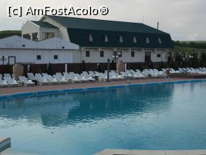 [P14] spatele pensiunii Mira si piscina mare » foto by Dan&Ema
 - 
<span class="allrVoted glyphicon glyphicon-heart hidden" id="av745783"></span>
<a class="m-l-10 hidden" id="sv745783" onclick="voting_Foto_DelVot(,745783,20357)" role="button">șterge vot <span class="glyphicon glyphicon-remove"></span></a>
<a id="v9745783" class=" c-red"  onclick="voting_Foto_SetVot(745783)" role="button"><span class="glyphicon glyphicon-heart-empty"></span> <b>LIKE</b> = Votează poza</a> <img class="hidden"  id="f745783W9" src="/imagini/loader.gif" border="0" /><span class="AjErrMes hidden" id="e745783ErM"></span>