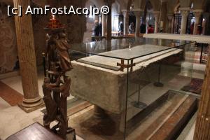 [P44] Modena, Duomo, Capela SS. Sacrament și Mormântul lui San Geminiano » foto by mprofeanu
 - 
<span class="allrVoted glyphicon glyphicon-heart hidden" id="av1347702"></span>
<a class="m-l-10 hidden" id="sv1347702" onclick="voting_Foto_DelVot(,1347702,20366)" role="button">șterge vot <span class="glyphicon glyphicon-remove"></span></a>
<a id="v91347702" class=" c-red"  onclick="voting_Foto_SetVot(1347702)" role="button"><span class="glyphicon glyphicon-heart-empty"></span> <b>LIKE</b> = Votează poza</a> <img class="hidden"  id="f1347702W9" src="/imagini/loader.gif" border="0" /><span class="AjErrMes hidden" id="e1347702ErM"></span>
