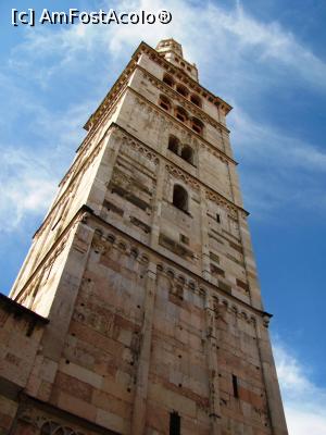[P06] Torre Ghirlandina » foto by Radu Tudoran
 - 
<span class="allrVoted glyphicon glyphicon-heart hidden" id="av748406"></span>
<a class="m-l-10 hidden" id="sv748406" onclick="voting_Foto_DelVot(,748406,20366)" role="button">șterge vot <span class="glyphicon glyphicon-remove"></span></a>
<a id="v9748406" class=" c-red"  onclick="voting_Foto_SetVot(748406)" role="button"><span class="glyphicon glyphicon-heart-empty"></span> <b>LIKE</b> = Votează poza</a> <img class="hidden"  id="f748406W9" src="/imagini/loader.gif" border="0" /><span class="AjErrMes hidden" id="e748406ErM"></span>