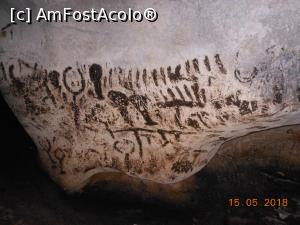 [P15] Peștera Măgura - Galeria cu desene preistorice. » foto by iulianic
 - 
<span class="allrVoted glyphicon glyphicon-heart hidden" id="av1242814"></span>
<a class="m-l-10 hidden" id="sv1242814" onclick="voting_Foto_DelVot(,1242814,20378)" role="button">șterge vot <span class="glyphicon glyphicon-remove"></span></a>
<a id="v91242814" class=" c-red"  onclick="voting_Foto_SetVot(1242814)" role="button"><span class="glyphicon glyphicon-heart-empty"></span> <b>LIKE</b> = Votează poza</a> <img class="hidden"  id="f1242814W9" src="/imagini/loader.gif" border="0" /><span class="AjErrMes hidden" id="e1242814ErM"></span>