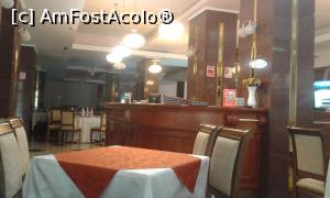 [P11] Poza este facuta din sala de mic dejun... dar se vede in spate si restaurantul » foto by printesa82
 - 
<span class="allrVoted glyphicon glyphicon-heart hidden" id="av808045"></span>
<a class="m-l-10 hidden" id="sv808045" onclick="voting_Foto_DelVot(,808045,20392)" role="button">șterge vot <span class="glyphicon glyphicon-remove"></span></a>
<a id="v9808045" class=" c-red"  onclick="voting_Foto_SetVot(808045)" role="button"><span class="glyphicon glyphicon-heart-empty"></span> <b>LIKE</b> = Votează poza</a> <img class="hidden"  id="f808045W9" src="/imagini/loader.gif" border="0" /><span class="AjErrMes hidden" id="e808045ErM"></span>