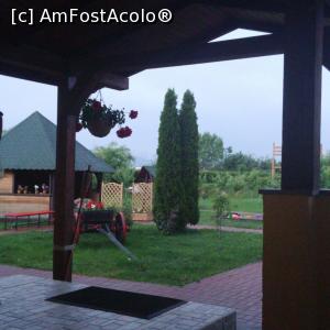 [P05] Foisorul si vederea de ansamblu de pe canapeaua terasei.  » foto by LaraCroft
 - 
<span class="allrVoted glyphicon glyphicon-heart hidden" id="av750574"></span>
<a class="m-l-10 hidden" id="sv750574" onclick="voting_Foto_DelVot(,750574,20418)" role="button">șterge vot <span class="glyphicon glyphicon-remove"></span></a>
<a id="v9750574" class=" c-red"  onclick="voting_Foto_SetVot(750574)" role="button"><span class="glyphicon glyphicon-heart-empty"></span> <b>LIKE</b> = Votează poza</a> <img class="hidden"  id="f750574W9" src="/imagini/loader.gif" border="0" /><span class="AjErrMes hidden" id="e750574ErM"></span>