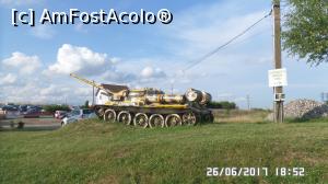 [P21] Tancul de la intersecție » foto by ungureanica
 - 
<span class="allrVoted glyphicon glyphicon-heart hidden" id="av898055"></span>
<a class="m-l-10 hidden" id="sv898055" onclick="voting_Foto_DelVot(,898055,20446)" role="button">șterge vot <span class="glyphicon glyphicon-remove"></span></a>
<a id="v9898055" class=" c-red"  onclick="voting_Foto_SetVot(898055)" role="button"><span class="glyphicon glyphicon-heart-empty"></span> <b>LIKE</b> = Votează poza</a> <img class="hidden"  id="f898055W9" src="/imagini/loader.gif" border="0" /><span class="AjErrMes hidden" id="e898055ErM"></span>