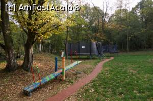 [P39] Locul de joacă.  » foto by Utube
 - 
<span class="allrVoted glyphicon glyphicon-heart hidden" id="av830764"></span>
<a class="m-l-10 hidden" id="sv830764" onclick="voting_Foto_DelVot(,830764,20446)" role="button">șterge vot <span class="glyphicon glyphicon-remove"></span></a>
<a id="v9830764" class=" c-red"  onclick="voting_Foto_SetVot(830764)" role="button"><span class="glyphicon glyphicon-heart-empty"></span> <b>LIKE</b> = Votează poza</a> <img class="hidden"  id="f830764W9" src="/imagini/loader.gif" border="0" /><span class="AjErrMes hidden" id="e830764ErM"></span>