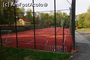 [P59] Terenul de sport.  » foto by Utube
 - 
<span class="allrVoted glyphicon glyphicon-heart hidden" id="av830784"></span>
<a class="m-l-10 hidden" id="sv830784" onclick="voting_Foto_DelVot(,830784,20446)" role="button">șterge vot <span class="glyphicon glyphicon-remove"></span></a>
<a id="v9830784" class=" c-red"  onclick="voting_Foto_SetVot(830784)" role="button"><span class="glyphicon glyphicon-heart-empty"></span> <b>LIKE</b> = Votează poza</a> <img class="hidden"  id="f830784W9" src="/imagini/loader.gif" border="0" /><span class="AjErrMes hidden" id="e830784ErM"></span>