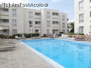 [P08] Din alt unghi, piscina, inclusiv, porţiunea pentru copii, în dreapta, plus alte două corpuri de hotel » foto by irinad
 - 
<span class="allrVoted glyphicon glyphicon-heart hidden" id="av971133"></span>
<a class="m-l-10 hidden" id="sv971133" onclick="voting_Foto_DelVot(,971133,20458)" role="button">șterge vot <span class="glyphicon glyphicon-remove"></span></a>
<a id="v9971133" class=" c-red"  onclick="voting_Foto_SetVot(971133)" role="button"><span class="glyphicon glyphicon-heart-empty"></span> <b>LIKE</b> = Votează poza</a> <img class="hidden"  id="f971133W9" src="/imagini/loader.gif" border="0" /><span class="AjErrMes hidden" id="e971133ErM"></span>