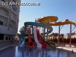 [P06] Piscina cu tobogane » foto by nycoty
 - 
<span class="allrVoted glyphicon glyphicon-heart hidden" id="av755240"></span>
<a class="m-l-10 hidden" id="sv755240" onclick="voting_Foto_DelVot(,755240,20480)" role="button">șterge vot <span class="glyphicon glyphicon-remove"></span></a>
<a id="v9755240" class=" c-red"  onclick="voting_Foto_SetVot(755240)" role="button"><span class="glyphicon glyphicon-heart-empty"></span> <b>LIKE</b> = Votează poza</a> <img class="hidden"  id="f755240W9" src="/imagini/loader.gif" border="0" /><span class="AjErrMes hidden" id="e755240ErM"></span>