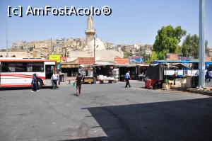 [P01] autogara din Amman ude am ajuns cu microbuzul din Madaba, dupa circa 40 minute » foto by alunelu69
 - 
<span class="allrVoted glyphicon glyphicon-heart hidden" id="av958393"></span>
<a class="m-l-10 hidden" id="sv958393" onclick="voting_Foto_DelVot(,958393,20516)" role="button">șterge vot <span class="glyphicon glyphicon-remove"></span></a>
<a id="v9958393" class=" c-red"  onclick="voting_Foto_SetVot(958393)" role="button"><span class="glyphicon glyphicon-heart-empty"></span> <b>LIKE</b> = Votează poza</a> <img class="hidden"  id="f958393W9" src="/imagini/loader.gif" border="0" /><span class="AjErrMes hidden" id="e958393ErM"></span>