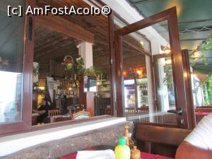 [P23] Vedere spre interiorul Restaurantului Alaska » foto by crismis
 - 
<span class="allrVoted glyphicon glyphicon-heart hidden" id="av758443"></span>
<a class="m-l-10 hidden" id="sv758443" onclick="voting_Foto_DelVot(,758443,20518)" role="button">șterge vot <span class="glyphicon glyphicon-remove"></span></a>
<a id="v9758443" class=" c-red"  onclick="voting_Foto_SetVot(758443)" role="button"><span class="glyphicon glyphicon-heart-empty"></span> <b>LIKE</b> = Votează poza</a> <img class="hidden"  id="f758443W9" src="/imagini/loader.gif" border="0" /><span class="AjErrMes hidden" id="e758443ErM"></span>