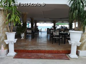 [P15] Un restaurant pe plajă, vis a vis de Santorini » foto by crismis
 - 
<span class="allrVoted glyphicon glyphicon-heart hidden" id="av1137613"></span>
<a class="m-l-10 hidden" id="sv1137613" onclick="voting_Foto_DelVot(,1137613,20518)" role="button">șterge vot <span class="glyphicon glyphicon-remove"></span></a>
<a id="v91137613" class=" c-red"  onclick="voting_Foto_SetVot(1137613)" role="button"><span class="glyphicon glyphicon-heart-empty"></span> <b>LIKE</b> = Votează poza</a> <img class="hidden"  id="f1137613W9" src="/imagini/loader.gif" border="0" /><span class="AjErrMes hidden" id="e1137613ErM"></span>