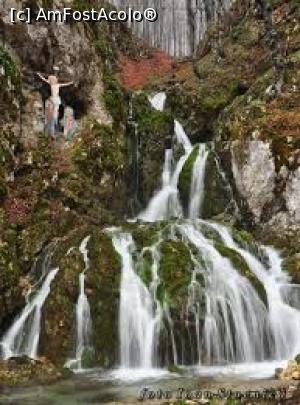 [P49] Cascada Izvorul Frumos de lângă Mănăstirea Pahomie, nevotabilă » foto by mprofeanu <span class="label label-default labelC_thin small">NEVOTABILĂ</span>