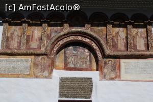 [P53] Schitul Iezer, Pisania și Picturile de pe fațada Bisericii » foto by mprofeanu
 - 
<span class="allrVoted glyphicon glyphicon-heart hidden" id="av1195928"></span>
<a class="m-l-10 hidden" id="sv1195928" onclick="voting_Foto_DelVot(,1195928,20571)" role="button">șterge vot <span class="glyphicon glyphicon-remove"></span></a>
<a id="v91195928" class=" c-red"  onclick="voting_Foto_SetVot(1195928)" role="button"><span class="glyphicon glyphicon-heart-empty"></span> <b>LIKE</b> = Votează poza</a> <img class="hidden"  id="f1195928W9" src="/imagini/loader.gif" border="0" /><span class="AjErrMes hidden" id="e1195928ErM"></span>