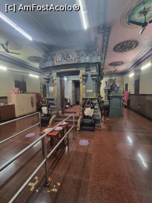 [P29] templul hindus » foto by robert
 - 
<span class="allrVoted glyphicon glyphicon-heart hidden" id="av1370019"></span>
<a class="m-l-10 hidden" id="sv1370019" onclick="voting_Foto_DelVot(,1370019,20601)" role="button">șterge vot <span class="glyphicon glyphicon-remove"></span></a>
<a id="v91370019" class=" c-red"  onclick="voting_Foto_SetVot(1370019)" role="button"><span class="glyphicon glyphicon-heart-empty"></span> <b>LIKE</b> = Votează poza</a> <img class="hidden"  id="f1370019W9" src="/imagini/loader.gif" border="0" /><span class="AjErrMes hidden" id="e1370019ErM"></span>