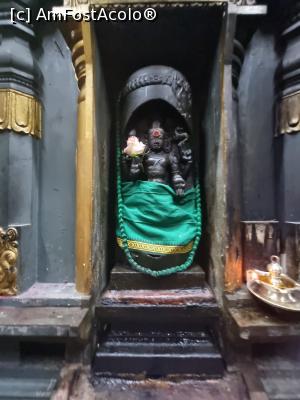 [P32] templul hindus » foto by robert
 - 
<span class="allrVoted glyphicon glyphicon-heart hidden" id="av1370022"></span>
<a class="m-l-10 hidden" id="sv1370022" onclick="voting_Foto_DelVot(,1370022,20601)" role="button">șterge vot <span class="glyphicon glyphicon-remove"></span></a>
<a id="v91370022" class=" c-red"  onclick="voting_Foto_SetVot(1370022)" role="button"><span class="glyphicon glyphicon-heart-empty"></span> <b>LIKE</b> = Votează poza</a> <img class="hidden"  id="f1370022W9" src="/imagini/loader.gif" border="0" /><span class="AjErrMes hidden" id="e1370022ErM"></span>