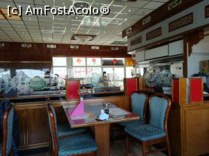 [P13] Interiorul restaurantului.  » foto by nelu73
 - 
<span class="allrVoted glyphicon glyphicon-heart hidden" id="av1066343"></span>
<a class="m-l-10 hidden" id="sv1066343" onclick="voting_Foto_DelVot(,1066343,20617)" role="button">șterge vot <span class="glyphicon glyphicon-remove"></span></a>
<a id="v91066343" class=" c-red"  onclick="voting_Foto_SetVot(1066343)" role="button"><span class="glyphicon glyphicon-heart-empty"></span> <b>LIKE</b> = Votează poza</a> <img class="hidden"  id="f1066343W9" src="/imagini/loader.gif" border="0" /><span class="AjErrMes hidden" id="e1066343ErM"></span>