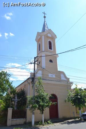 [P08] Biserica catolica » foto by AZE
 - 
<span class="allrVoted glyphicon glyphicon-heart hidden" id="av768745"></span>
<a class="m-l-10 hidden" id="sv768745" onclick="voting_Foto_DelVot(,768745,20642)" role="button">șterge vot <span class="glyphicon glyphicon-remove"></span></a>
<a id="v9768745" class=" c-red"  onclick="voting_Foto_SetVot(768745)" role="button"><span class="glyphicon glyphicon-heart-empty"></span> <b>LIKE</b> = Votează poza</a> <img class="hidden"  id="f768745W9" src="/imagini/loader.gif" border="0" /><span class="AjErrMes hidden" id="e768745ErM"></span>
