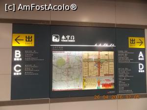 [P43] Xi'an, Stația Yongningmen cu hărți și indicatoare » foto by mprofeanu
 - 
<span class="allrVoted glyphicon glyphicon-heart hidden" id="av768803"></span>
<a class="m-l-10 hidden" id="sv768803" onclick="voting_Foto_DelVot(,768803,20643)" role="button">șterge vot <span class="glyphicon glyphicon-remove"></span></a>
<a id="v9768803" class=" c-red"  onclick="voting_Foto_SetVot(768803)" role="button"><span class="glyphicon glyphicon-heart-empty"></span> <b>LIKE</b> = Votează poza</a> <img class="hidden"  id="f768803W9" src="/imagini/loader.gif" border="0" /><span class="AjErrMes hidden" id="e768803ErM"></span>