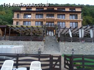 [P02] Casa Aless văzută de pe ponton » foto by Cris
 - 
<span class="allrVoted glyphicon glyphicon-heart hidden" id="av828251"></span>
<a class="m-l-10 hidden" id="sv828251" onclick="voting_Foto_DelVot(,828251,20669)" role="button">șterge vot <span class="glyphicon glyphicon-remove"></span></a>
<a id="v9828251" class=" c-red"  onclick="voting_Foto_SetVot(828251)" role="button"><span class="glyphicon glyphicon-heart-empty"></span> <b>LIKE</b> = Votează poza</a> <img class="hidden"  id="f828251W9" src="/imagini/loader.gif" border="0" /><span class="AjErrMes hidden" id="e828251ErM"></span>