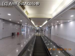 [P42] Beijing, Aeroportul Internațional Capital, plecând spre casă » foto by mprofeanu
 - 
<span class="allrVoted glyphicon glyphicon-heart hidden" id="av771807"></span>
<a class="m-l-10 hidden" id="sv771807" onclick="voting_Foto_DelVot(,771807,20695)" role="button">șterge vot <span class="glyphicon glyphicon-remove"></span></a>
<a id="v9771807" class=" c-red"  onclick="voting_Foto_SetVot(771807)" role="button"><span class="glyphicon glyphicon-heart-empty"></span> <b>LIKE</b> = Votează poza</a> <img class="hidden"  id="f771807W9" src="/imagini/loader.gif" border="0" /><span class="AjErrMes hidden" id="e771807ErM"></span>
