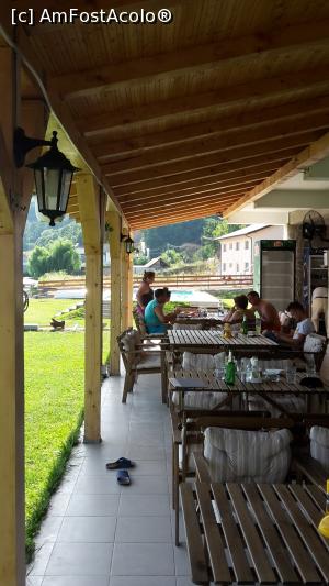 [P17] Terasa restaurantului pensiunii » foto by BEBEPETRESCU
 - 
<span class="allrVoted glyphicon glyphicon-heart hidden" id="av886311"></span>
<a class="m-l-10 hidden" id="sv886311" onclick="voting_Foto_DelVot(,886311,20699)" role="button">șterge vot <span class="glyphicon glyphicon-remove"></span></a>
<a id="v9886311" class=" c-red"  onclick="voting_Foto_SetVot(886311)" role="button"><span class="glyphicon glyphicon-heart-empty"></span> <b>LIKE</b> = Votează poza</a> <img class="hidden"  id="f886311W9" src="/imagini/loader.gif" border="0" /><span class="AjErrMes hidden" id="e886311ErM"></span>