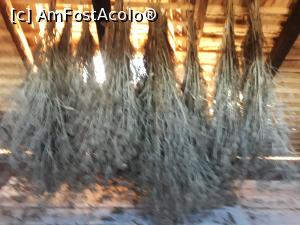 [P10] Muzeul Țăranului Maramureșean - podul era plin cu plante aromatice puse la uscat.  » foto by Aurici
 - 
<span class="allrVoted glyphicon glyphicon-heart hidden" id="av961905"></span>
<a class="m-l-10 hidden" id="sv961905" onclick="voting_Foto_DelVot(,961905,20723)" role="button">șterge vot <span class="glyphicon glyphicon-remove"></span></a>
<a id="v9961905" class=" c-red"  onclick="voting_Foto_SetVot(961905)" role="button"><span class="glyphicon glyphicon-heart-empty"></span> <b>LIKE</b> = Votează poza</a> <img class="hidden"  id="f961905W9" src="/imagini/loader.gif" border="0" /><span class="AjErrMes hidden" id="e961905ErM"></span>