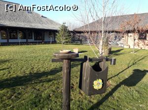 [P06] De la intrare și pe tot domeniul foarte multe coșuri de gunoi.  » foto by Aurici
 - 
<span class="allrVoted glyphicon glyphicon-heart hidden" id="av961901"></span>
<a class="m-l-10 hidden" id="sv961901" onclick="voting_Foto_DelVot(,961901,20723)" role="button">șterge vot <span class="glyphicon glyphicon-remove"></span></a>
<a id="v9961901" class=" c-red"  onclick="voting_Foto_SetVot(961901)" role="button"><span class="glyphicon glyphicon-heart-empty"></span> <b>LIKE</b> = Votează poza</a> <img class="hidden"  id="f961901W9" src="/imagini/loader.gif" border="0" /><span class="AjErrMes hidden" id="e961901ErM"></span>
