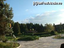 [P02] parcul Palatului Snagov » foto by sandu.53
 - 
<span class="allrVoted glyphicon glyphicon-heart hidden" id="av148386"></span>
<a class="m-l-10 hidden" id="sv148386" onclick="voting_Foto_DelVot(,148386,20723)" role="button">șterge vot <span class="glyphicon glyphicon-remove"></span></a>
<a id="v9148386" class=" c-red"  onclick="voting_Foto_SetVot(148386)" role="button"><span class="glyphicon glyphicon-heart-empty"></span> <b>LIKE</b> = Votează poza</a> <img class="hidden"  id="f148386W9" src="/imagini/loader.gif" border="0" /><span class="AjErrMes hidden" id="e148386ErM"></span>