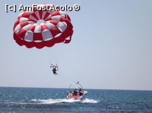 [P11] Parasailing » foto by printesa82
 - 
<span class="allrVoted glyphicon glyphicon-heart hidden" id="av774114"></span>
<a class="m-l-10 hidden" id="sv774114" onclick="voting_Foto_DelVot(,774114,20733)" role="button">șterge vot <span class="glyphicon glyphicon-remove"></span></a>
<a id="v9774114" class=" c-red"  onclick="voting_Foto_SetVot(774114)" role="button"><span class="glyphicon glyphicon-heart-empty"></span> <b>LIKE</b> = Votează poza</a> <img class="hidden"  id="f774114W9" src="/imagini/loader.gif" border="0" /><span class="AjErrMes hidden" id="e774114ErM"></span>