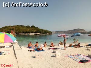 [P13] Plaja Sarandë și două din insulele Ksamil » foto by Costi
 - 
<span class="allrVoted glyphicon glyphicon-heart hidden" id="av1108698"></span>
<a class="m-l-10 hidden" id="sv1108698" onclick="voting_Foto_DelVot(,1108698,20771)" role="button">șterge vot <span class="glyphicon glyphicon-remove"></span></a>
<a id="v91108698" class=" c-red"  onclick="voting_Foto_SetVot(1108698)" role="button"><span class="glyphicon glyphicon-heart-empty"></span> <b>LIKE</b> = Votează poza</a> <img class="hidden"  id="f1108698W9" src="/imagini/loader.gif" border="0" /><span class="AjErrMes hidden" id="e1108698ErM"></span>