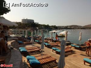 [P14] Plaja Bora Bora; în fundal, Hotel Majestic » foto by Costi
 - 
<span class="allrVoted glyphicon glyphicon-heart hidden" id="av1108699"></span>
<a class="m-l-10 hidden" id="sv1108699" onclick="voting_Foto_DelVot(,1108699,20771)" role="button">șterge vot <span class="glyphicon glyphicon-remove"></span></a>
<a id="v91108699" class=" c-red"  onclick="voting_Foto_SetVot(1108699)" role="button"><span class="glyphicon glyphicon-heart-empty"></span> <b>LIKE</b> = Votează poza</a> <img class="hidden"  id="f1108699W9" src="/imagini/loader.gif" border="0" /><span class="AjErrMes hidden" id="e1108699ErM"></span>
